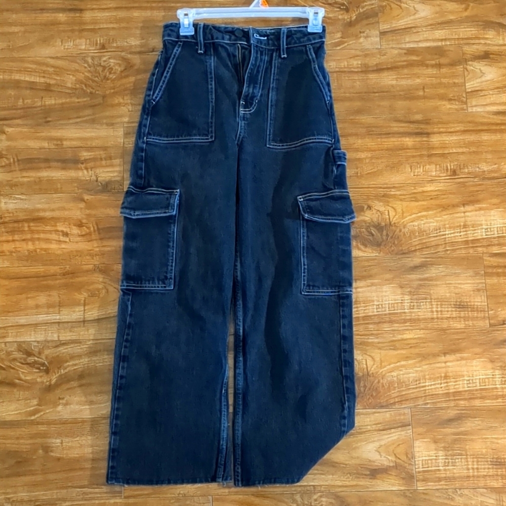 Hollister high-waisted black jeans, w25